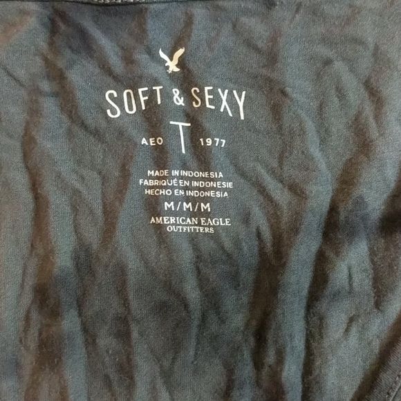 AMERICAN EAGLE Tie Dye Soft & Sexy Top - Picture 2 of 3